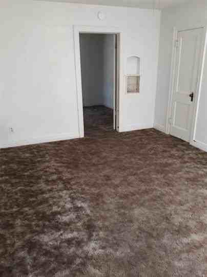 115 N. Husband - Photo 2 of 4