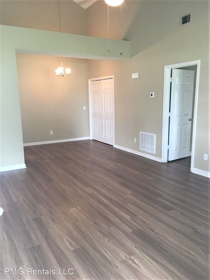 5 Crosswinds Dr. - Photo 2 of 9