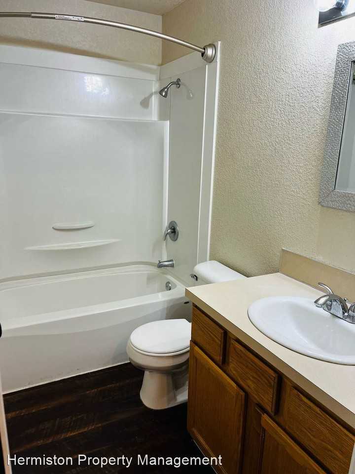 365 W Yucca Ave - Photo 2 of 16