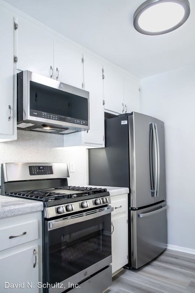 599 South Street & 1160 Kenilworth Avenue - Photo 3 of 17