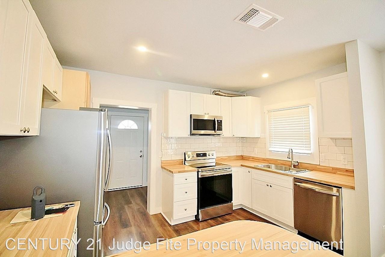 1201 E Pulaski St - Photo 3 of 11