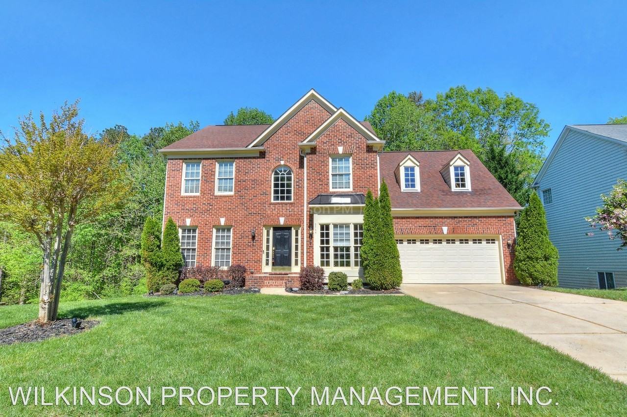 2706 Peverell Ln - Photo 2 of 44