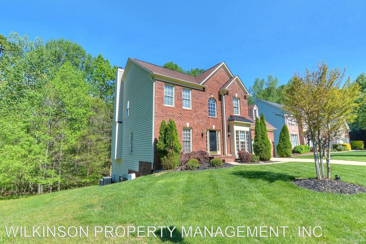 2706 Peverell Ln - Photo 3 of 44