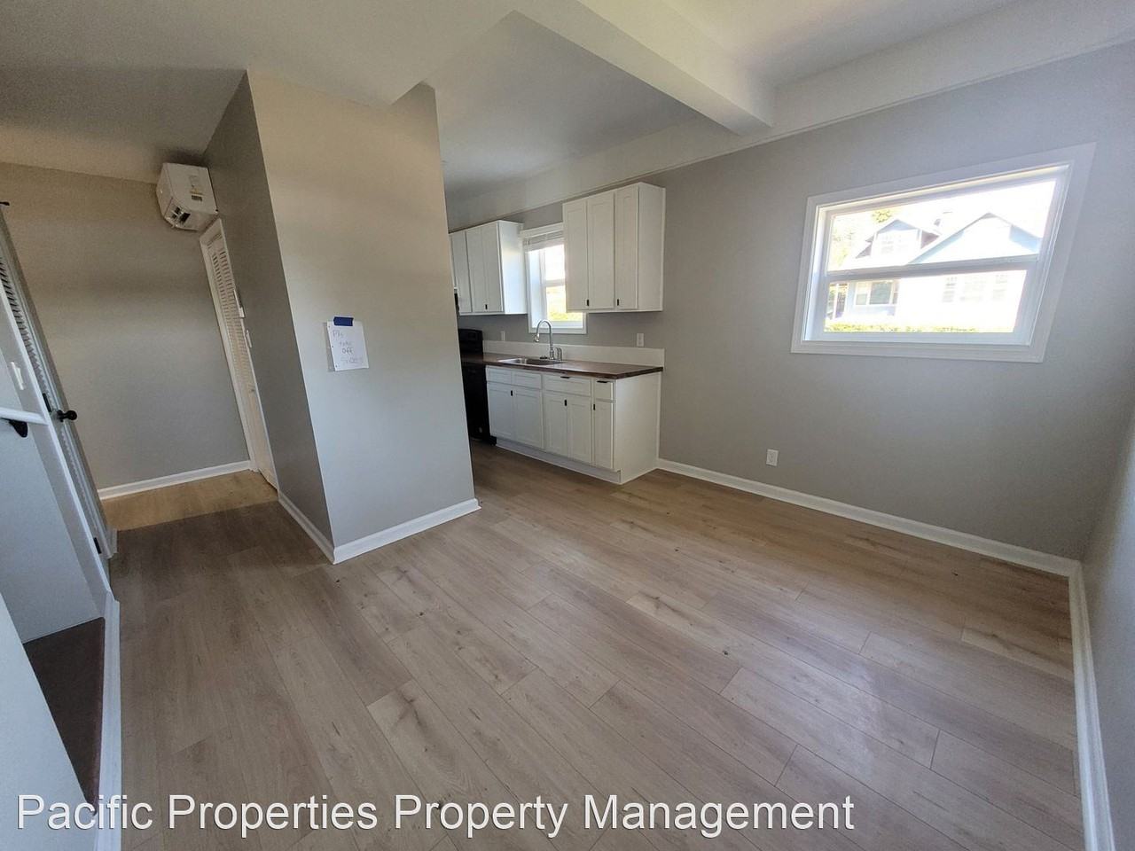 Maryland Ave - Photo 3 of 20