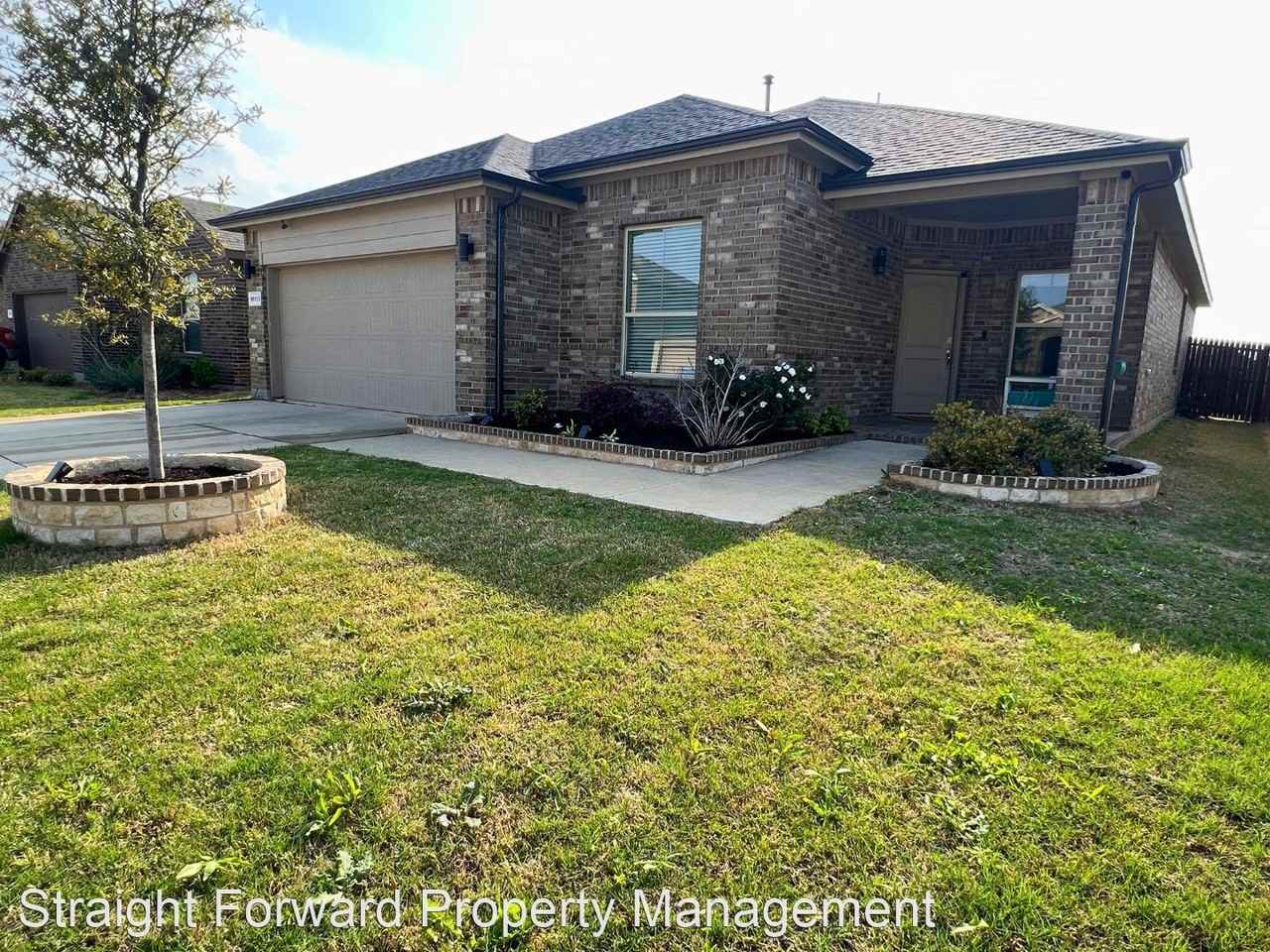 10113 Saltbrush St - Photo 2 of 26