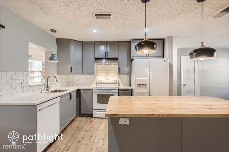 6685 26th Way N - Photo 3 of 13