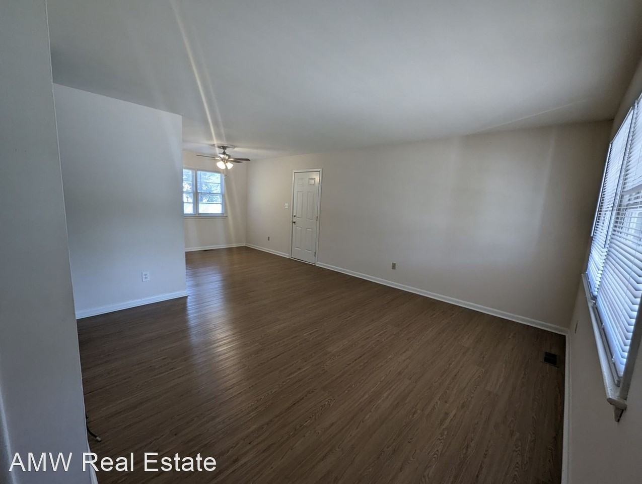 503 Regina Ct - Photo 2 of 23