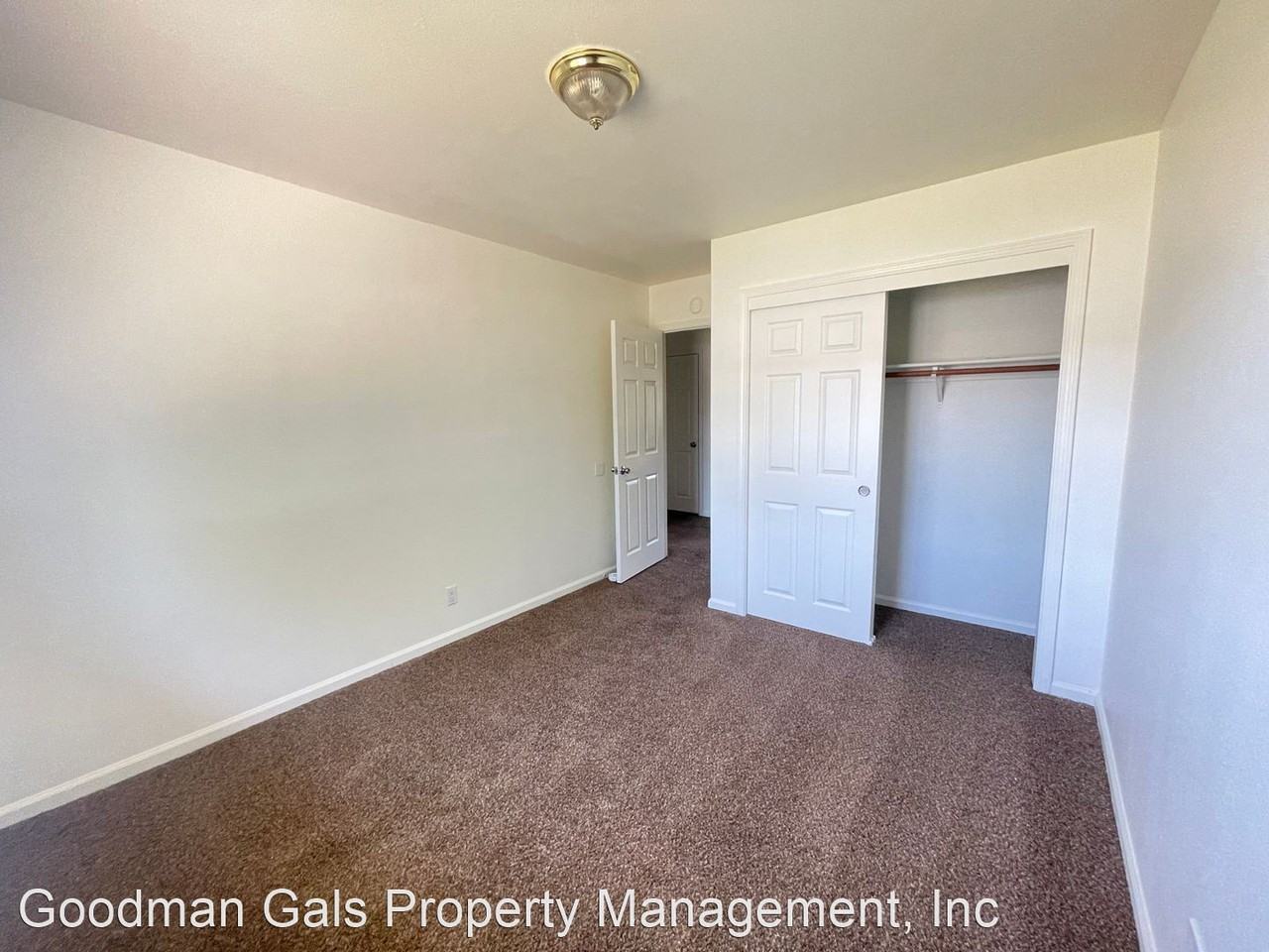 10976 Hampton Rd - Photo 3 of 4