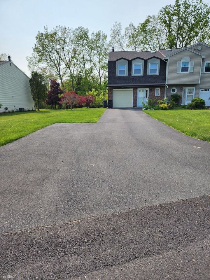 120 Donna Lynn Dr - Photo 2 of 2