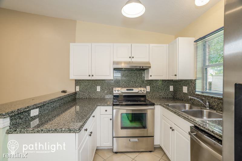 505 22nd Ter E - Photo 2 of 15