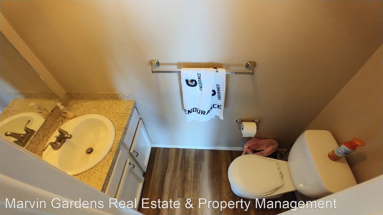 1101 Monroe Dr #B - Photo 2 of 5