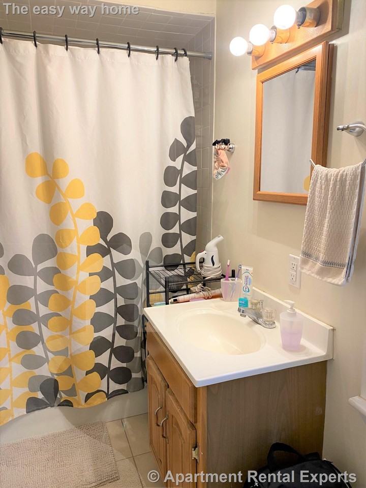 57 Cedar St #4 - Photo 6 of 9