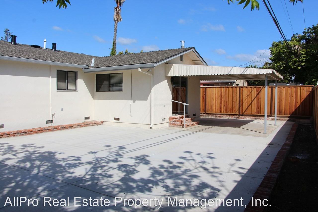 39143 Yosemite Way - Photo 3 of 5