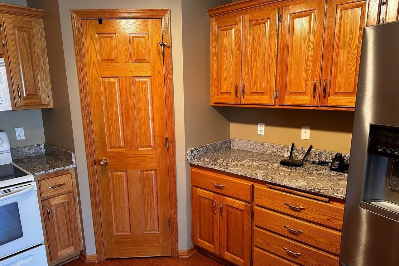 917 Winsome Way Nw - Photo 3 of 11