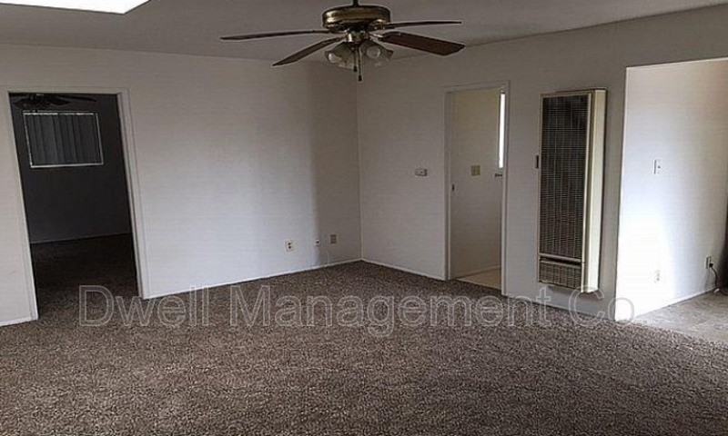 5240 Margaret St - Photo 3 of 5