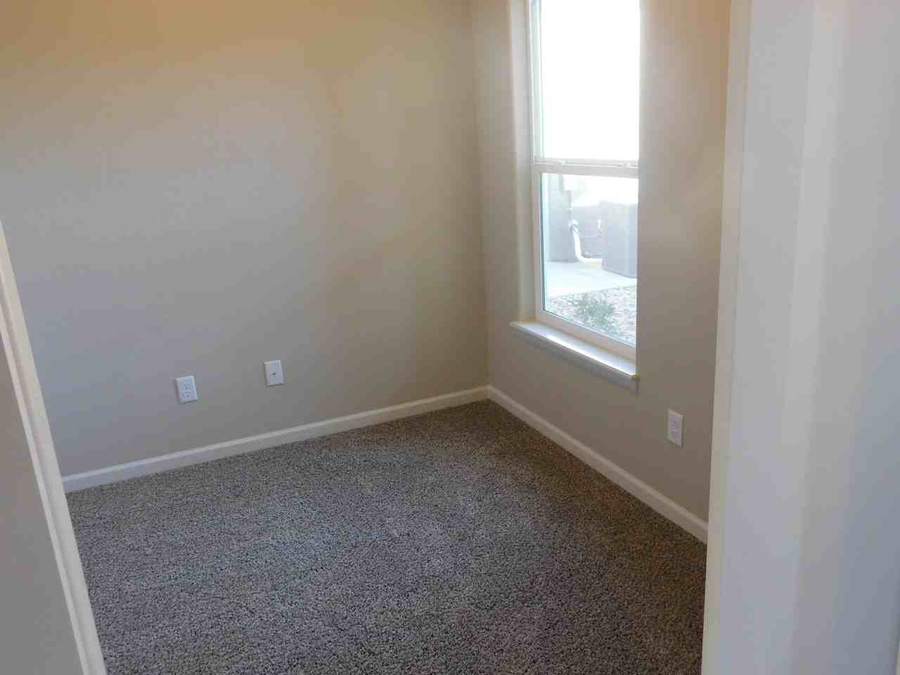 2833 1/2 Kelso Mesa Dr - Photo 3 of 17