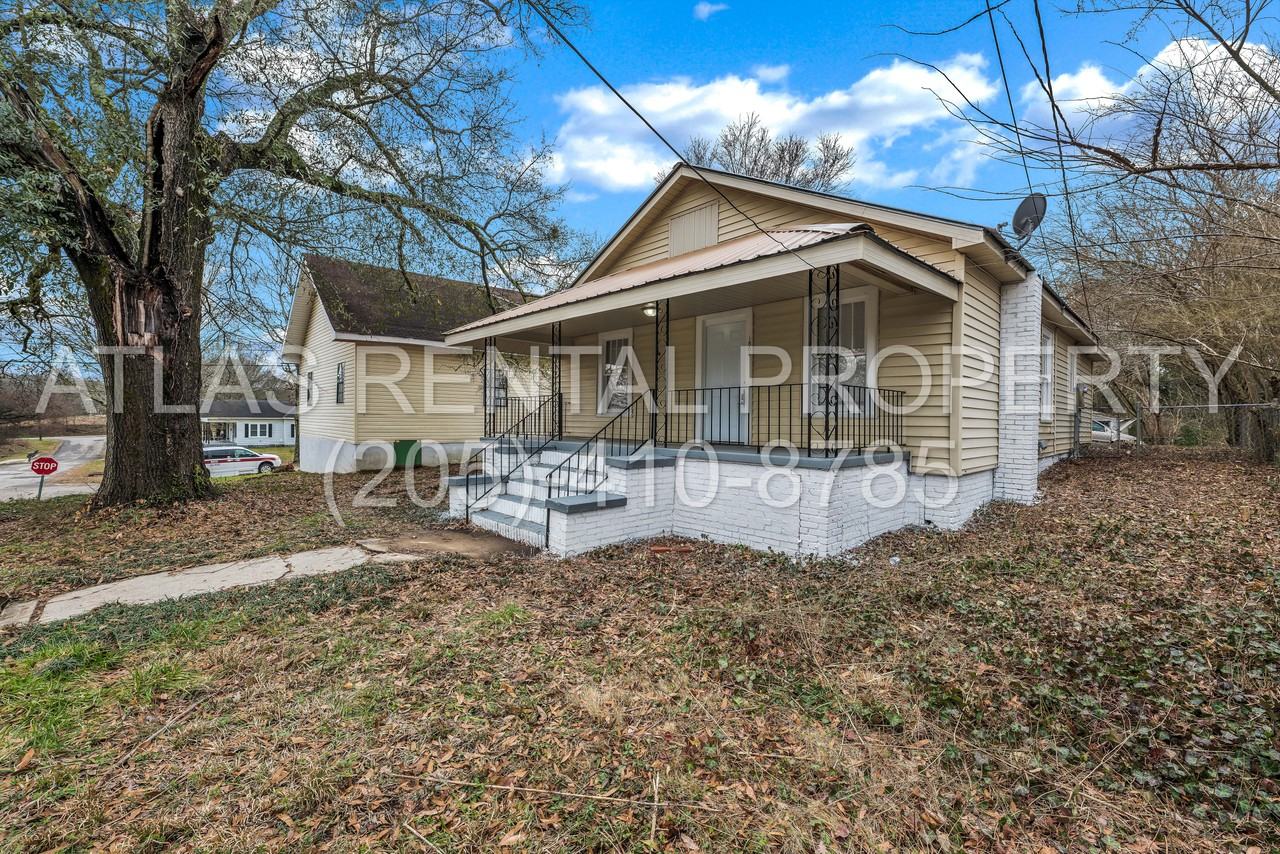 1804 Williams St - Photo 3 of 26