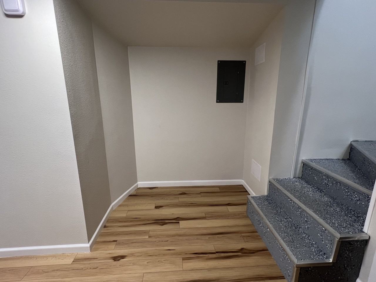 1001 E 22Nd St - Photo 3 of 9