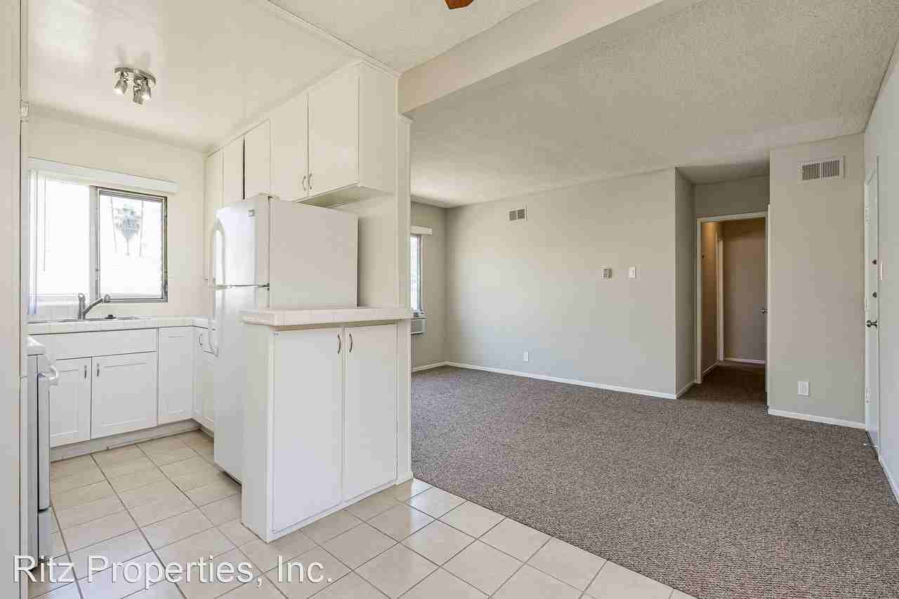 4535 & 4541 August St. - Photo 3 of 10