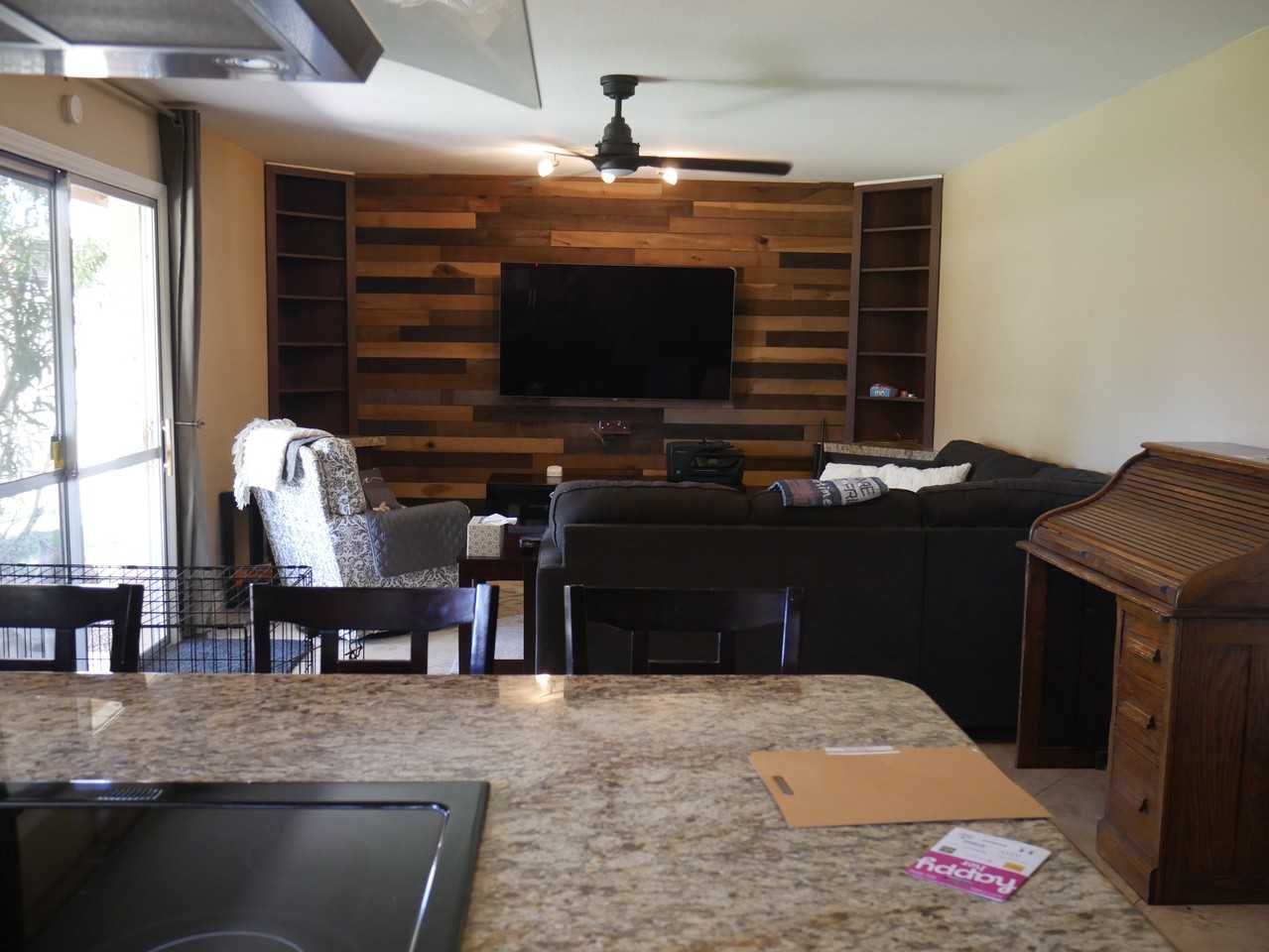 2813 E Cortez St - Photo 5 of 17