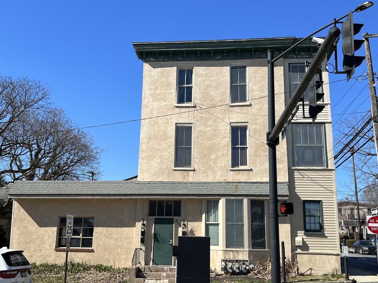 200 S Broad St - Photo 3 of 7