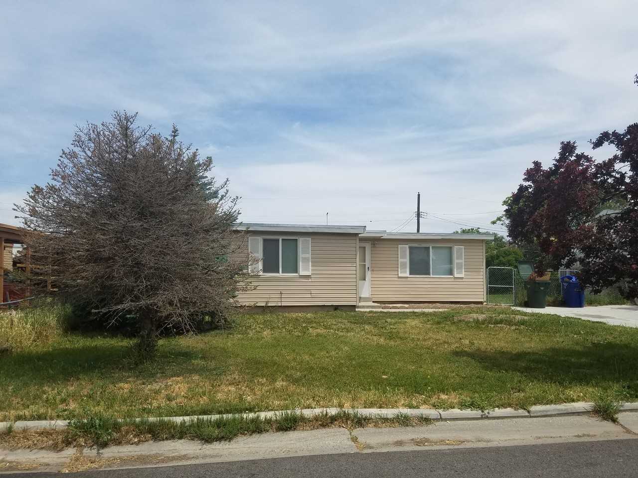 3040 W Appleton Dr - Photo 2 of 15