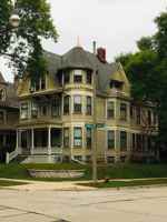 featured image of 2704 N Hackett Ave