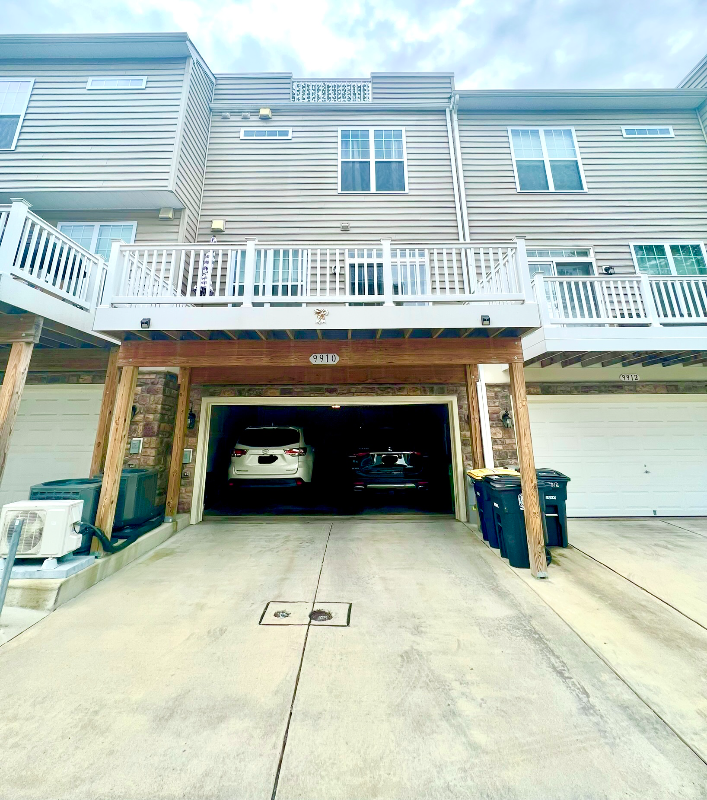 9910 Wood Edge Way - Photo 2 of 19