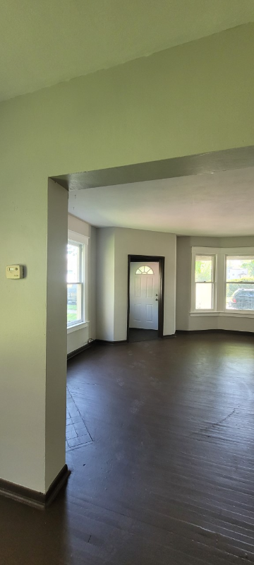 752 Euclid Ave - Photo 2 of 25