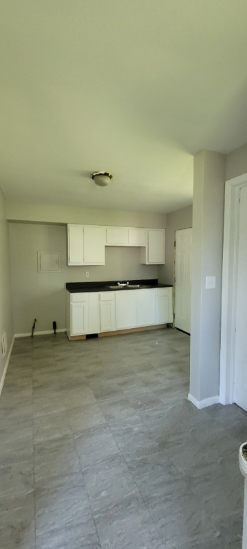 752 Euclid Ave - Photo 7 of 25