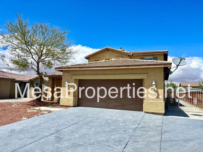 11750 Tara Ln - Photo 2 of 31