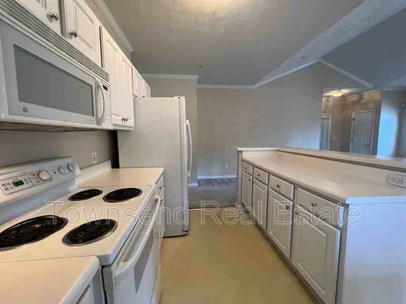 824 Sage Creek Ln #5 - Photo 4 of 15