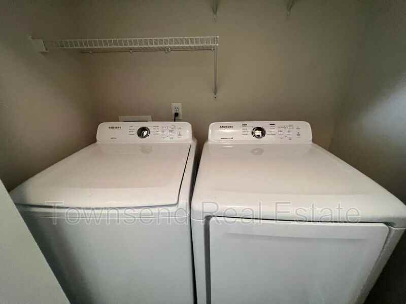 824 Sage Creek Ln #5 - Photo 6 of 15