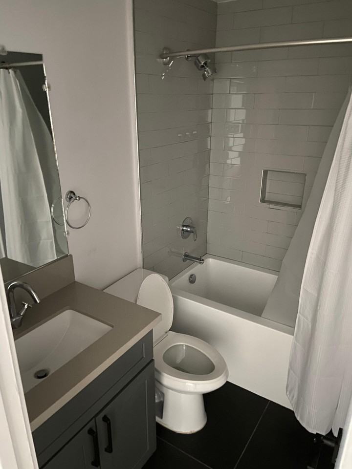 1234 Edgemont - Photo 6 of 6