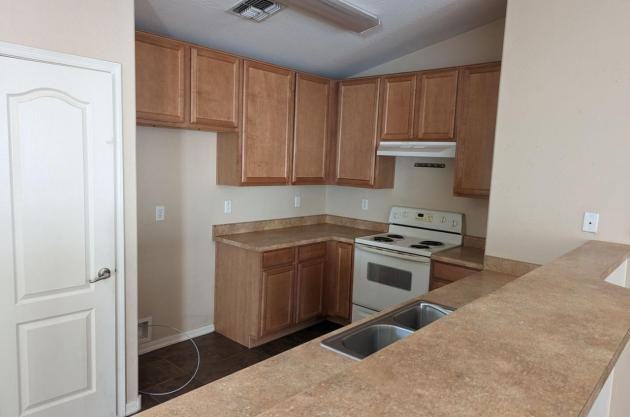 12335 West Roma Avenue - Photo 2 of 5
