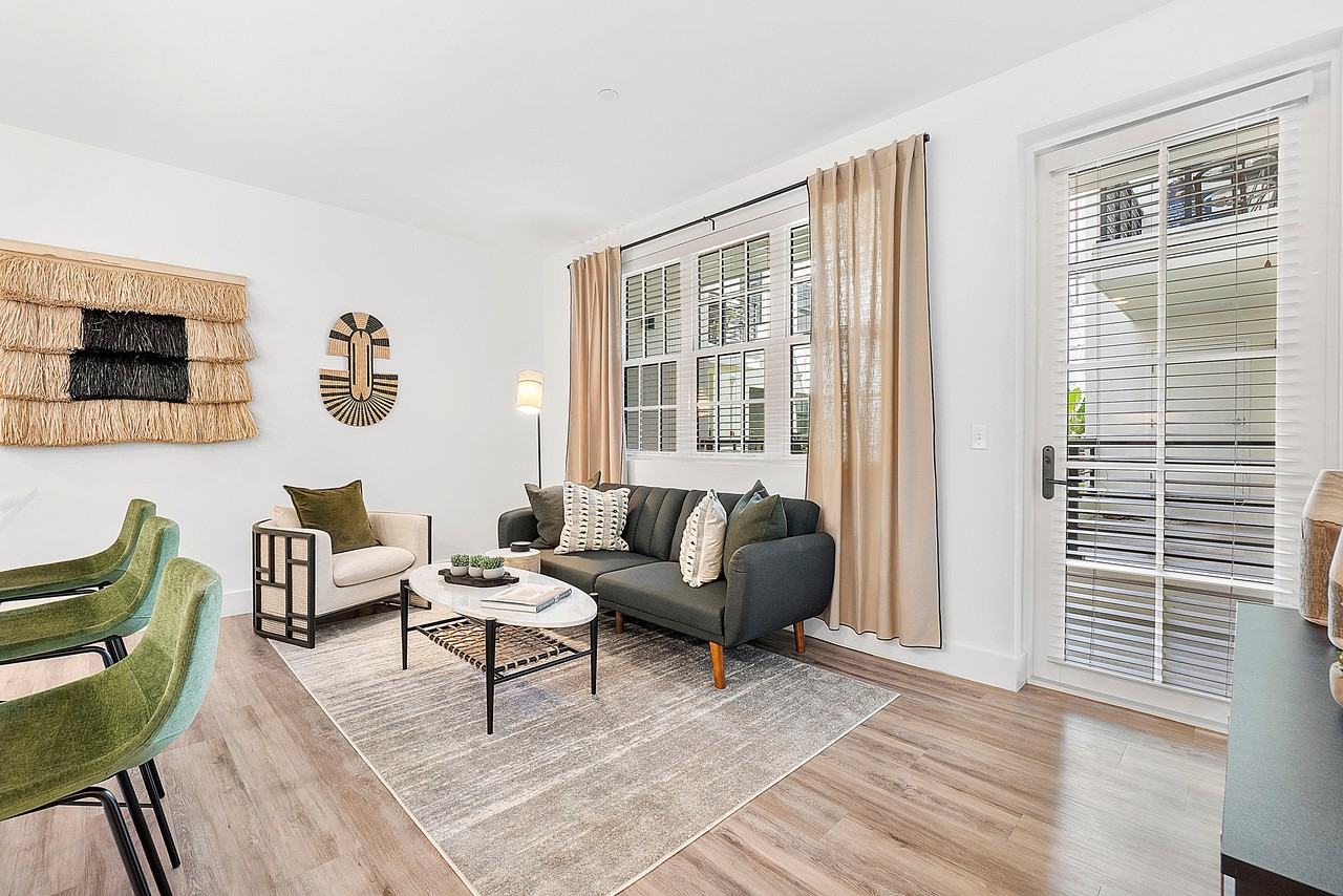 Brez at Atlantic Crossing - Photo 2 of 50