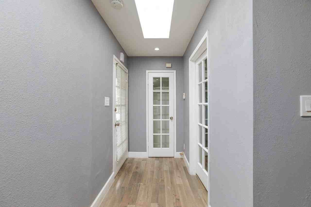 Bonita Ave - Photo 4 of 14