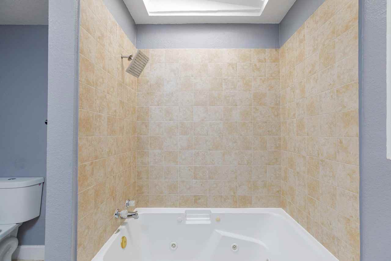 Bonita Ave - Photo 6 of 14