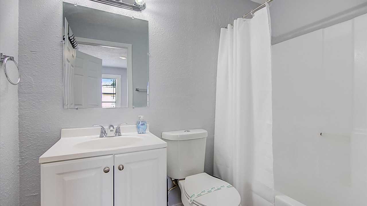 N Garrison St - Photo 5 of 20