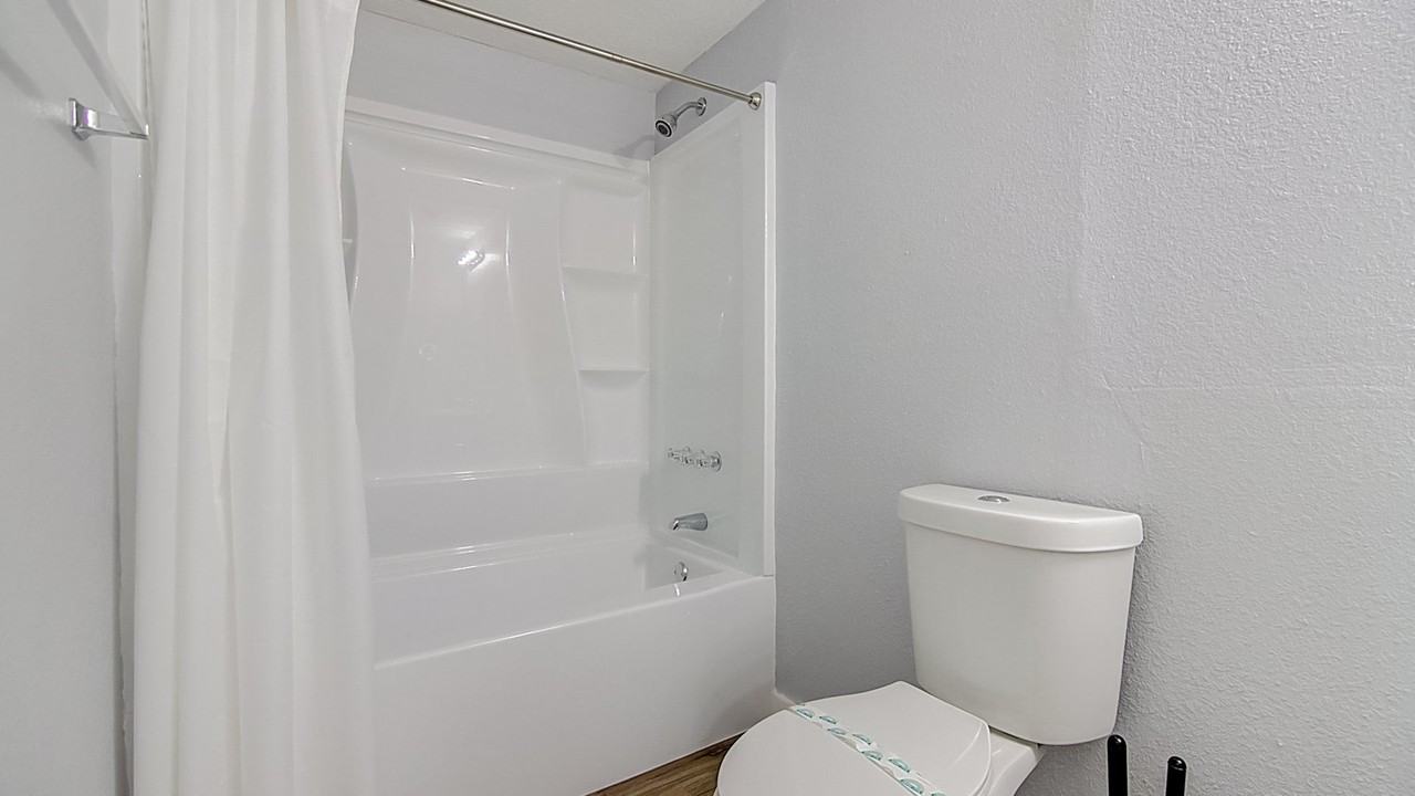 N Garrison St - Photo 7 of 20