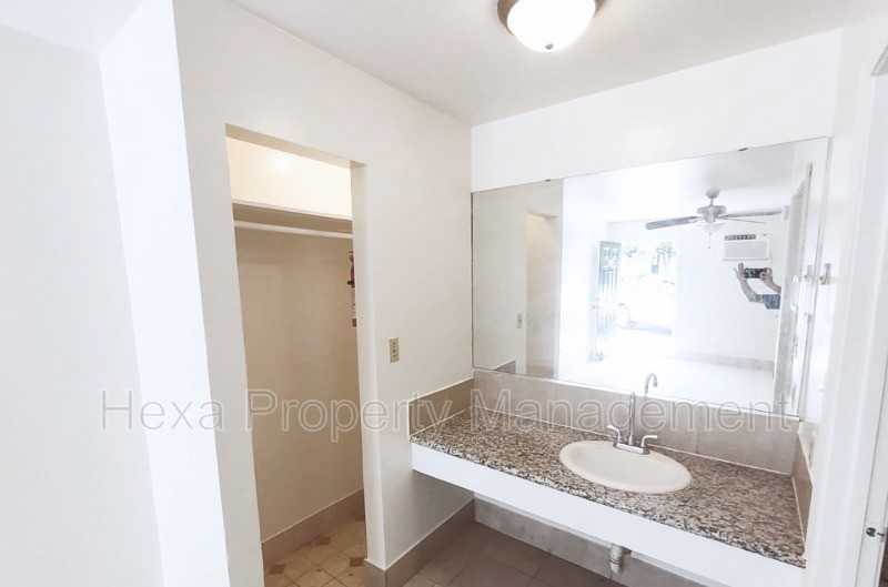 2511 Farm To Marketrd N - Photo 2 of 8