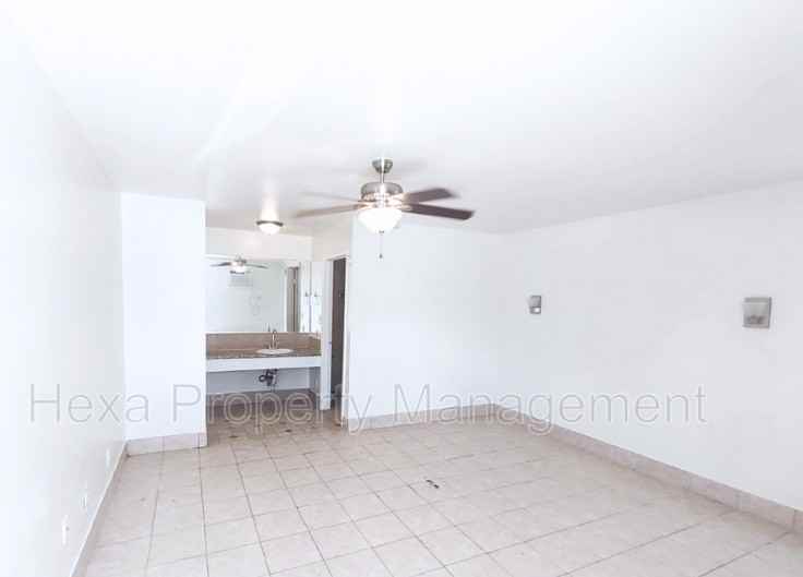 2511 Farm To Marketrd N - Photo 3 of 8