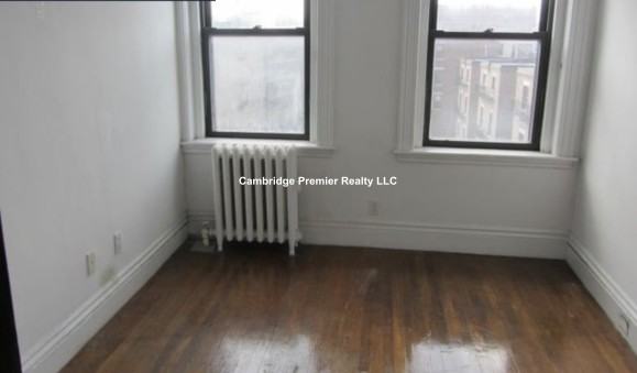 Park Dr #04 - Photo 3 of 4