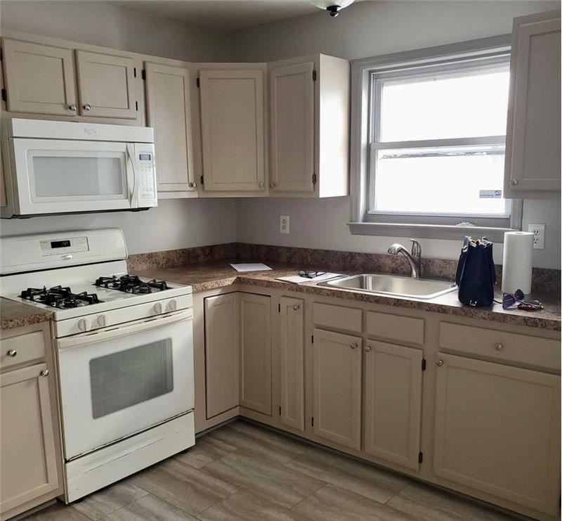 Radford St - Photo 2 of 7