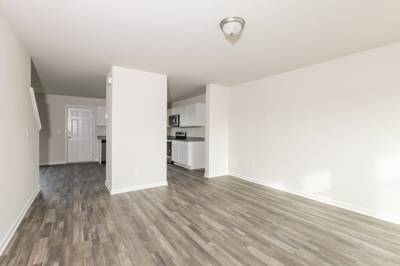 1449 Centipede Drive - Photo 3 of 17