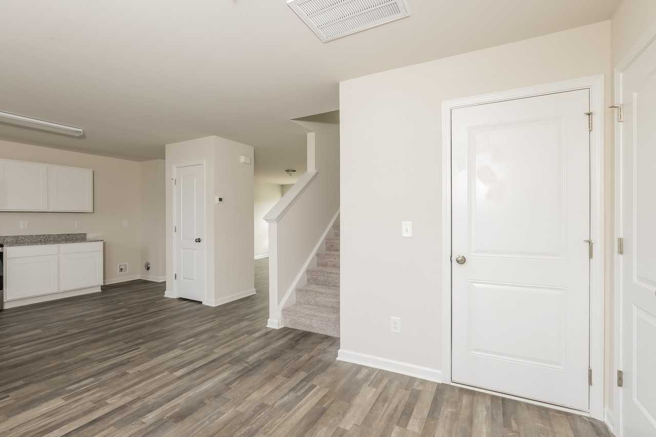 1449 Centipede Drive - Photo 6 of 17