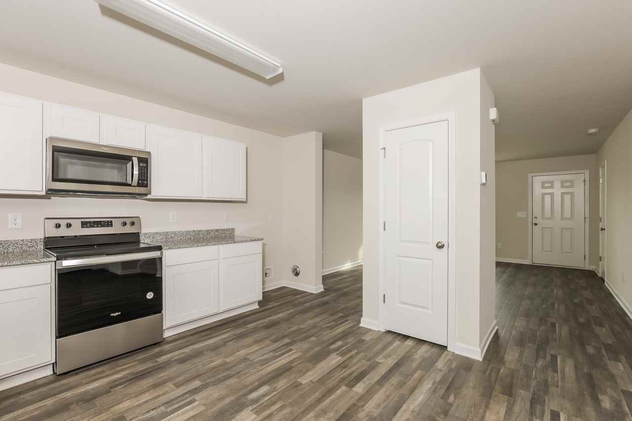 1449 Centipede Drive - Photo 7 of 17