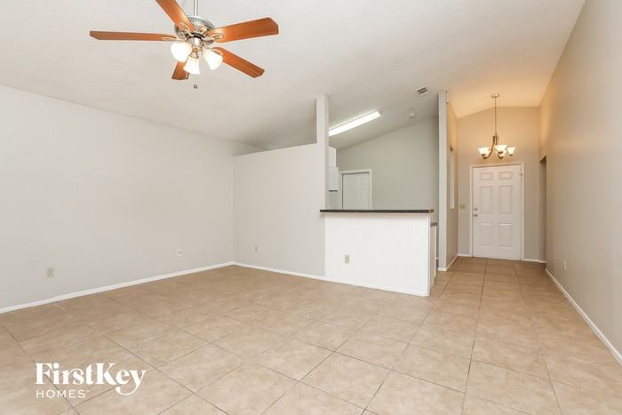 5432 Blueberry Dr - Photo 3 of 15