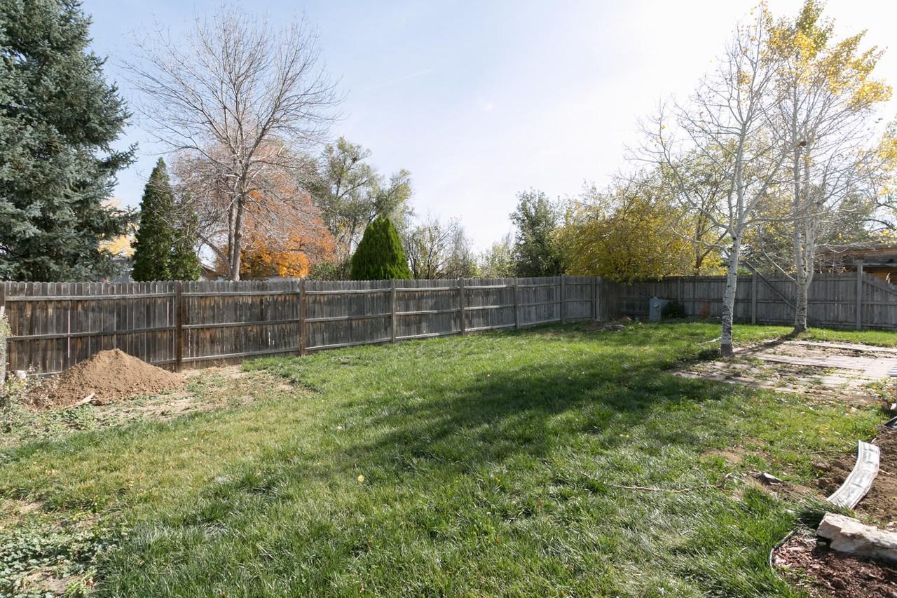 1107 Glen Dale Ct #1 - Photo 4 of 25