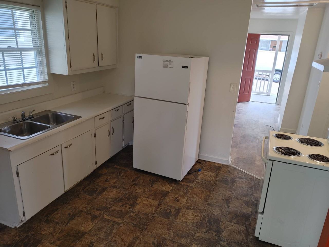 108 Taylor St #1 - Photo 3 of 9